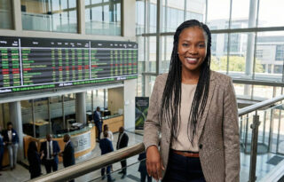 Government Bonds vs. Corporate Bonds